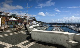 Angra do Heroismo marina - Terceira - Azores