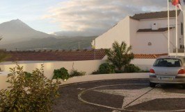 Alojamento Bela Vista - parking - Pico - Azores
