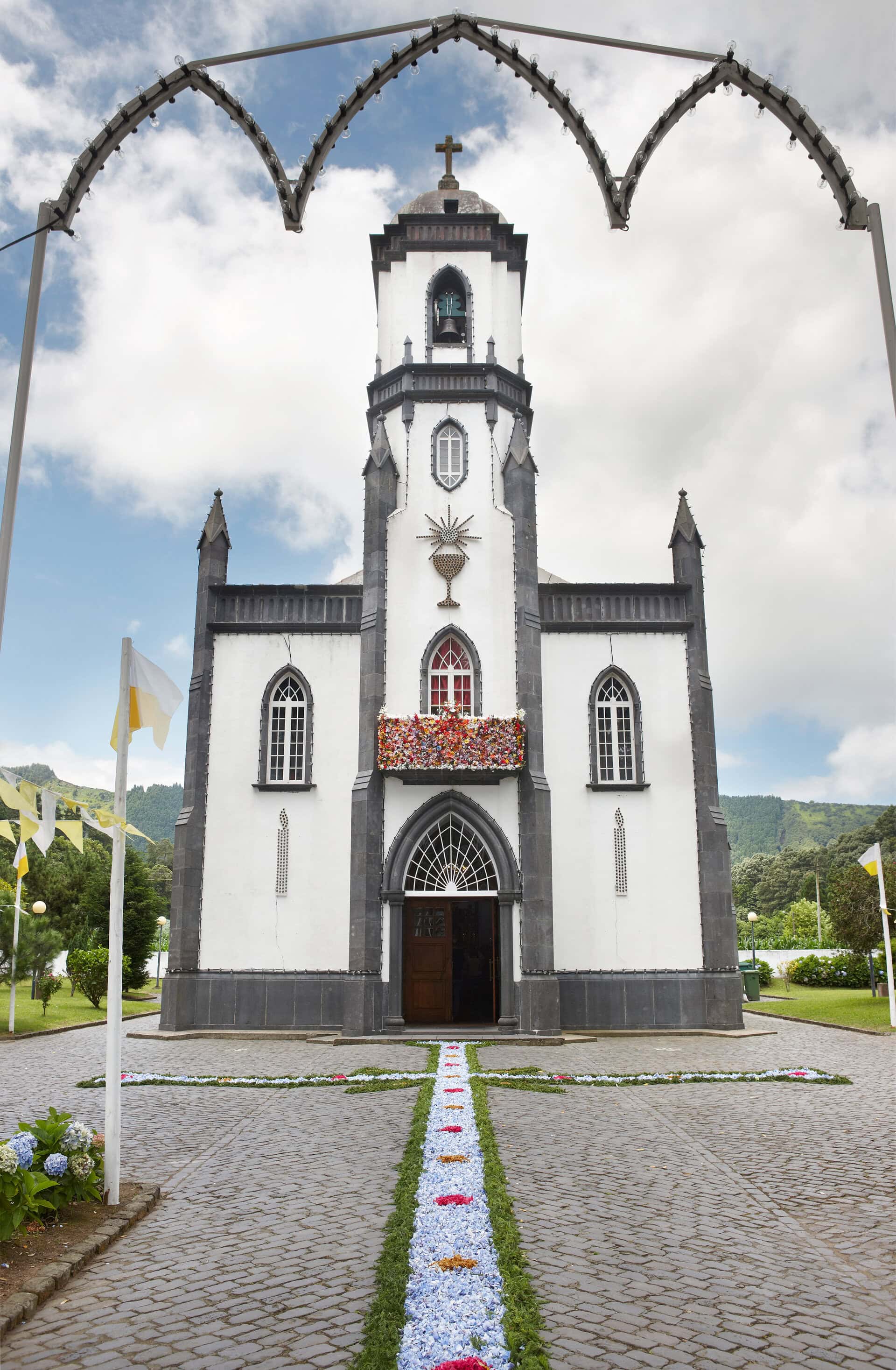 Senhor Santo Cristo dos Milagres celebration on Sao Miguel