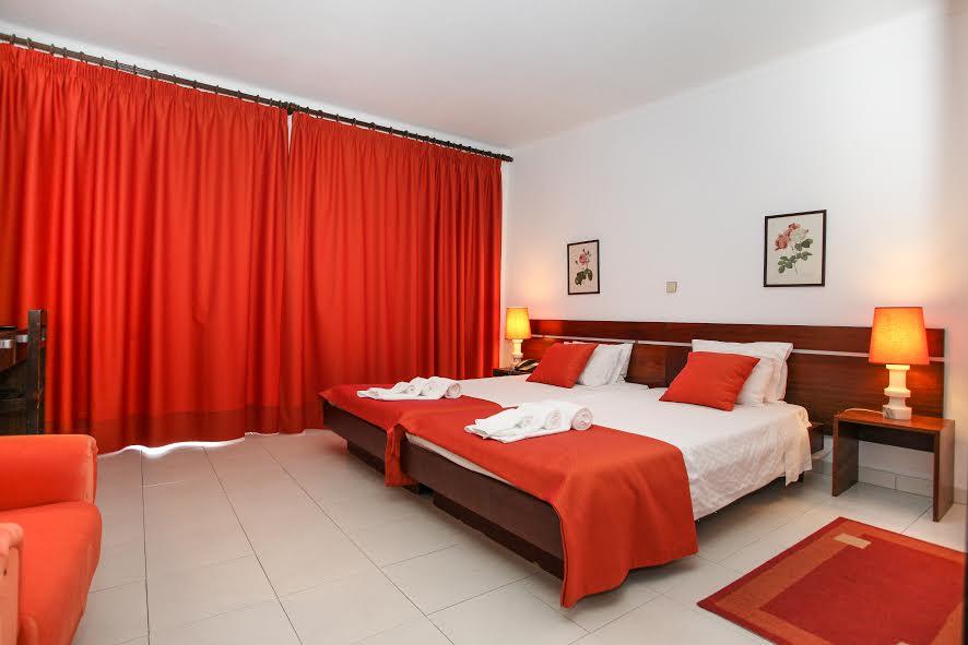 aparthotel barracuda apartment hotel ponta delgada sao miguel azores bed room