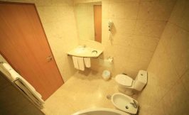 hotel matriz ponta delgada portugal bathroom
