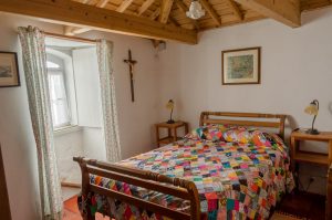 quinta do espirito santo guest room